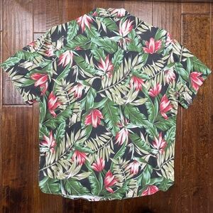 Mens short sleeve Hawaiian print shirt in black, green, red by HUF size large.